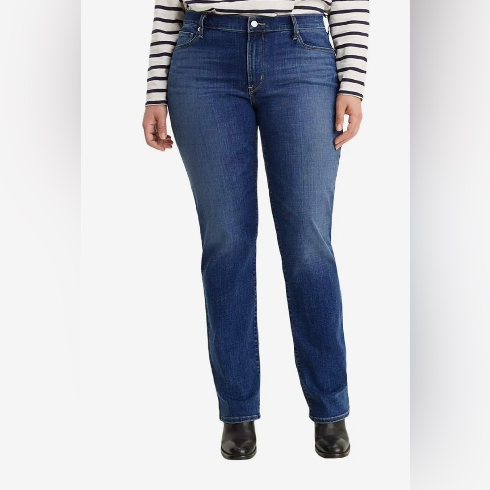 Levi's Plus Size 414 Classic Straight Jeans Women’s 22W M inseam 29.5”